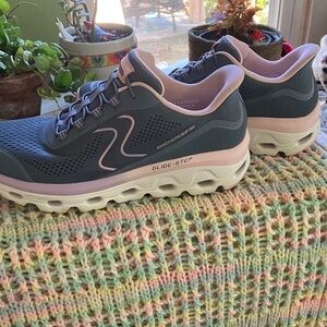 Skechers Women's Glide-Step Sneakers - Pink and Dark Gray